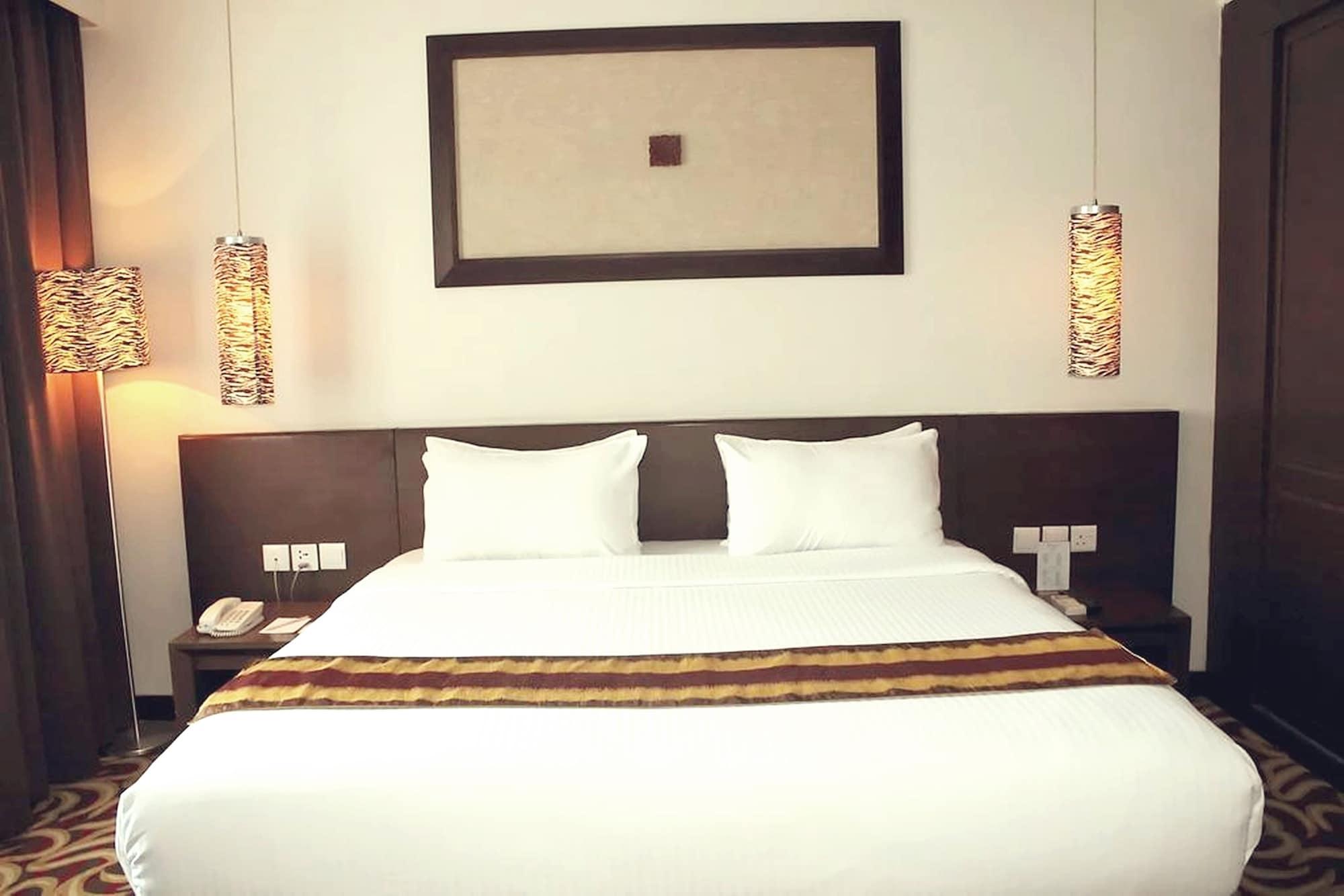 Swiss-Belinn Baloi Batam Nagoya Esterno foto