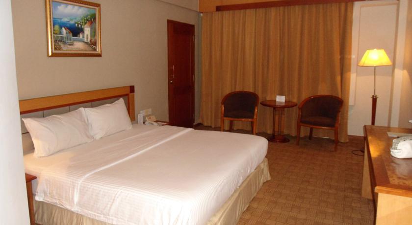 Swiss-Belinn Baloi Batam Nagoya Esterno foto