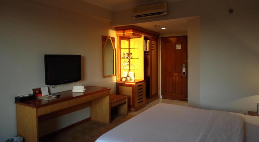 Swiss-Belinn Baloi Batam Nagoya Esterno foto