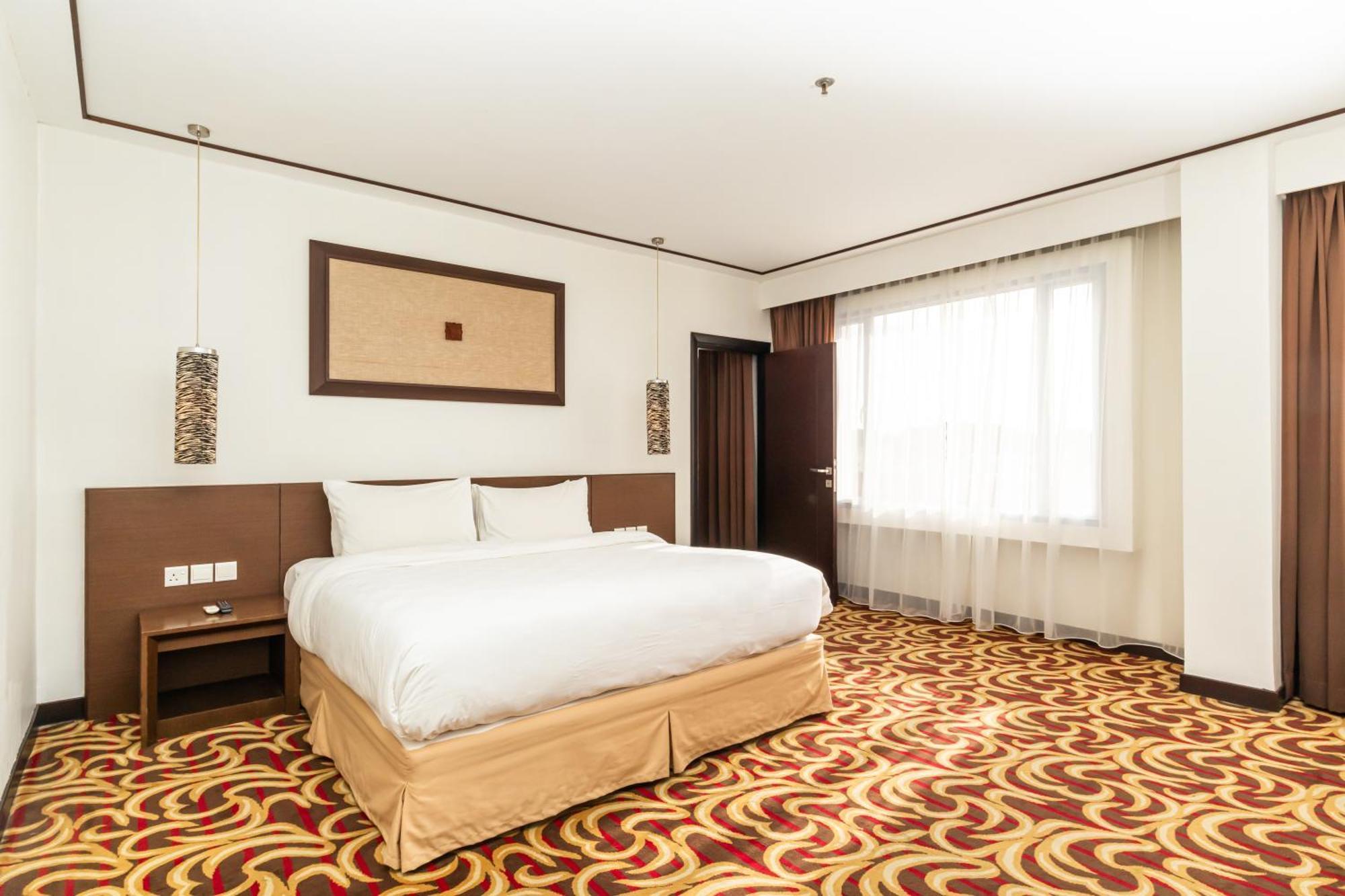 Swiss-Belinn Baloi Batam Nagoya Esterno foto