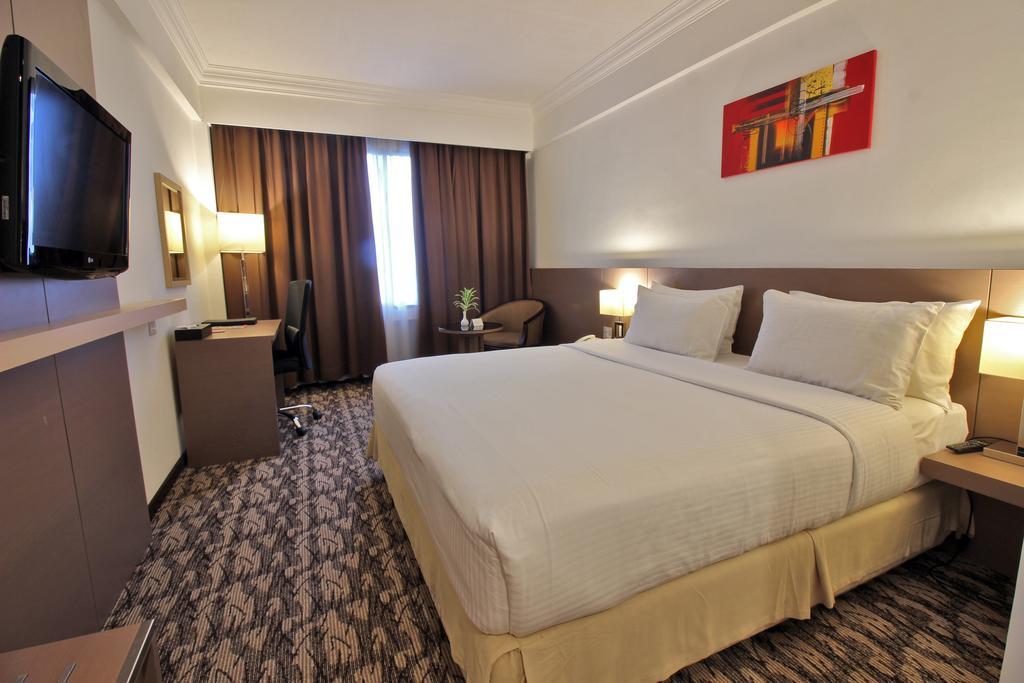 Swiss-Belinn Baloi Batam Nagoya Esterno foto