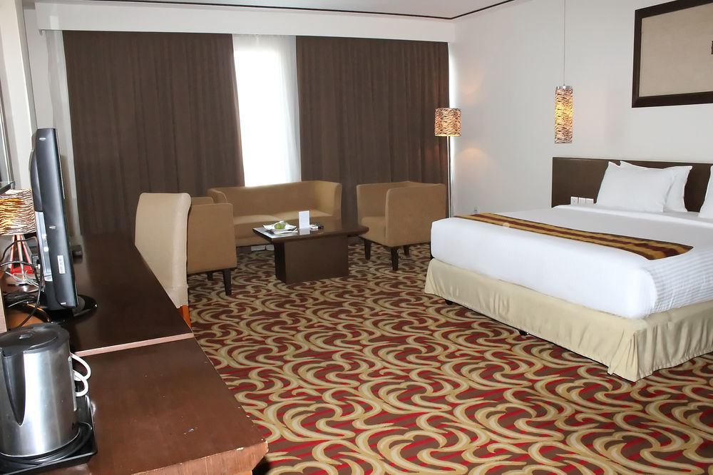 Swiss-Belinn Baloi Batam Nagoya Esterno foto